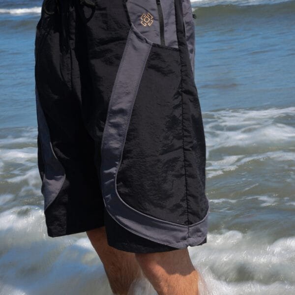 Tideline Short (Black)